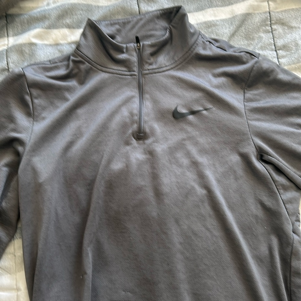 Men’s Nike quarter zip jacket gray